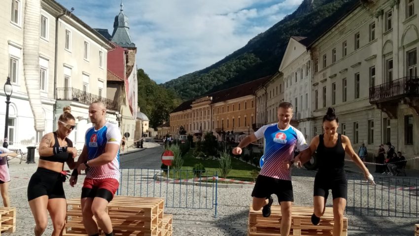 Demonstraţie de forţă şi anduranţă în Băile Herculane! Hercuthlon a făcut din nou spectacol pe Valea Cernei