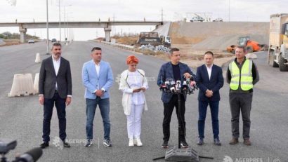 Sorin Grindeanu: În această toamnă vom da în circulaţie primii 15 km din autostrada Piteşti-Sibiu