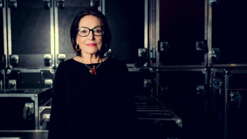 Nana Mouskouri îşi ia adio de la scenă, la aproape 90 de ani