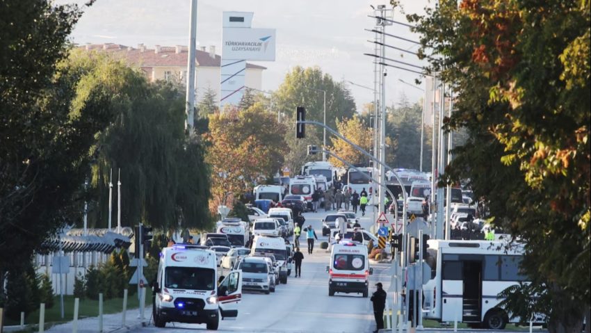 Atentat la Ankara soldat cu 4 morţi şi 14 răniţi