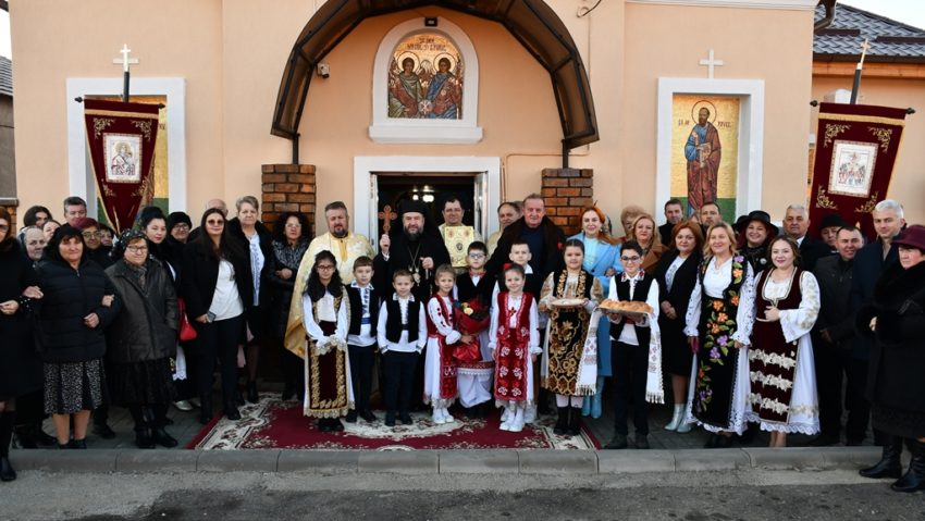 Biserica din Cireşa, sfinţită de Preasfințitul Părinte Lucian – Episcopul Caransebeşului