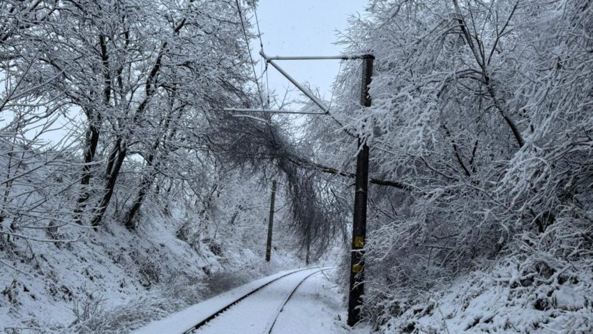 Trafic feroviar afectat de condițiile meteo nefavorabile