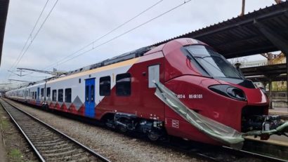 Primul tren electric va fi pus miercuri în circulaţie, pe ruta Bucureşti-Braşov