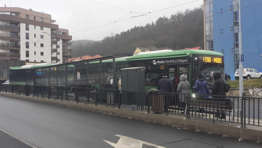 Reşiţa: Interes crescut pentru călătoriile cu autobuzele electrice