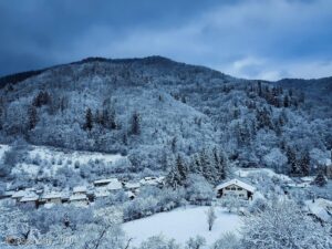 Obiceiuri de Crăciun, în lumea satului din Banat: Sărbătoarea naşterii Domnului la Rusca Montană