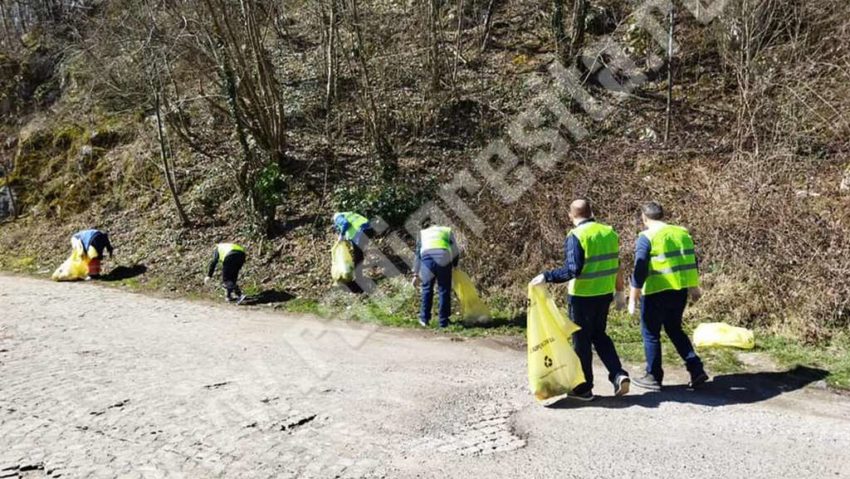 Primăria Reșița preia, în regie proprie, controlul asupra curățeniei stradale din municipiu