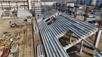 Lucrările la stadionul Arena Eroii Timişoarei avansează fără întârzieri