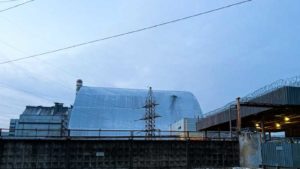 Zelenski: O dronă rusă a avariat serios noul sarcofag al fostei centrale nucleare de la Cernobîl