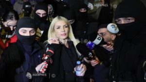 Dosar Nordis: Laura Vicol și Vladimir Ciorbă luați cu duba de la DIICOT și duși în arestul Poliției